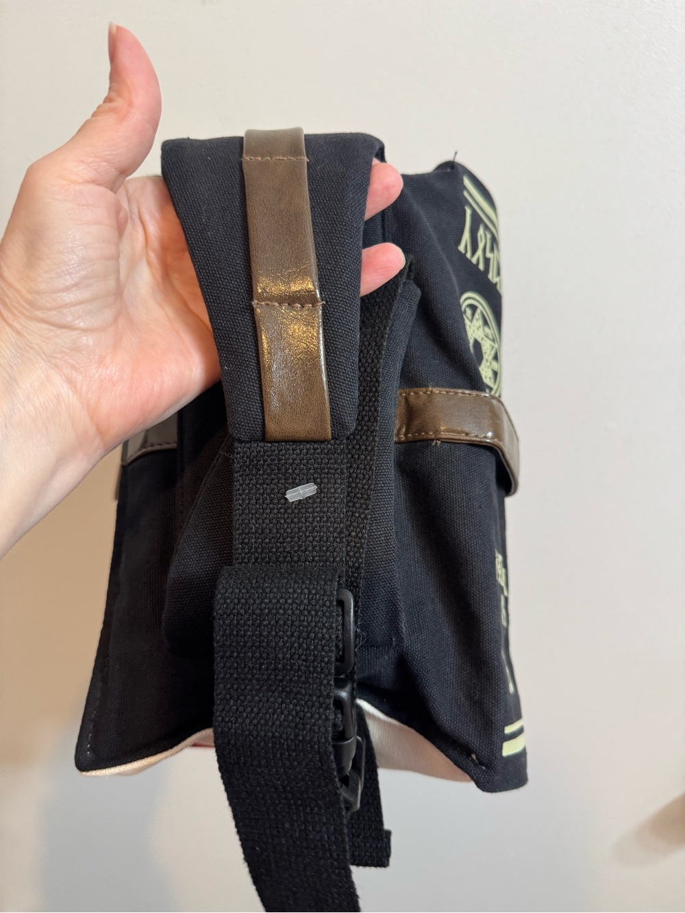 Cosplay Magic Book Bag - Picture 10 of 16